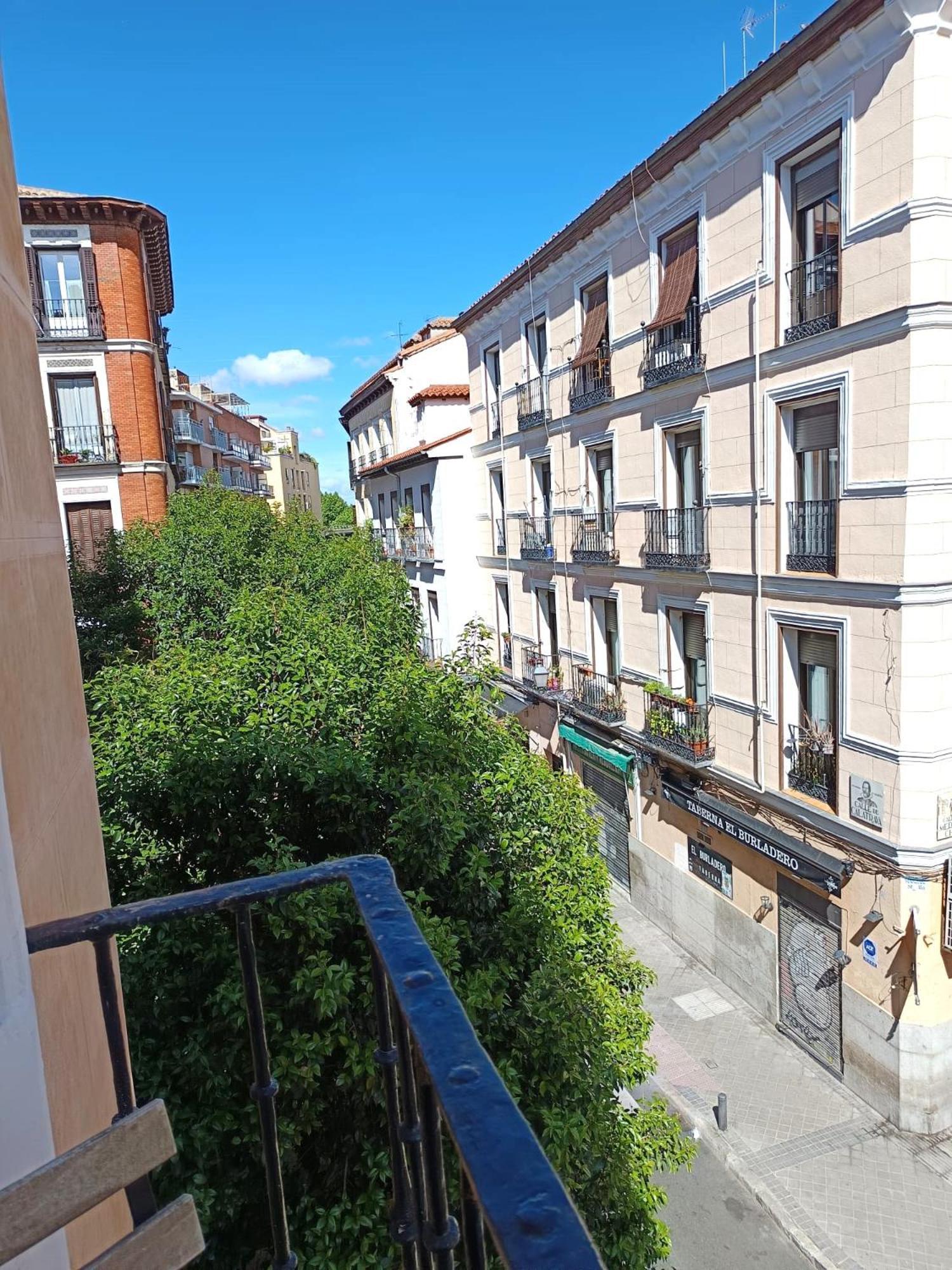 Vacavic Plaza Mayor Apartament Madrid Exterior foto